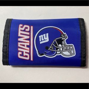 NY Giants Trifold Nylon Wallet
